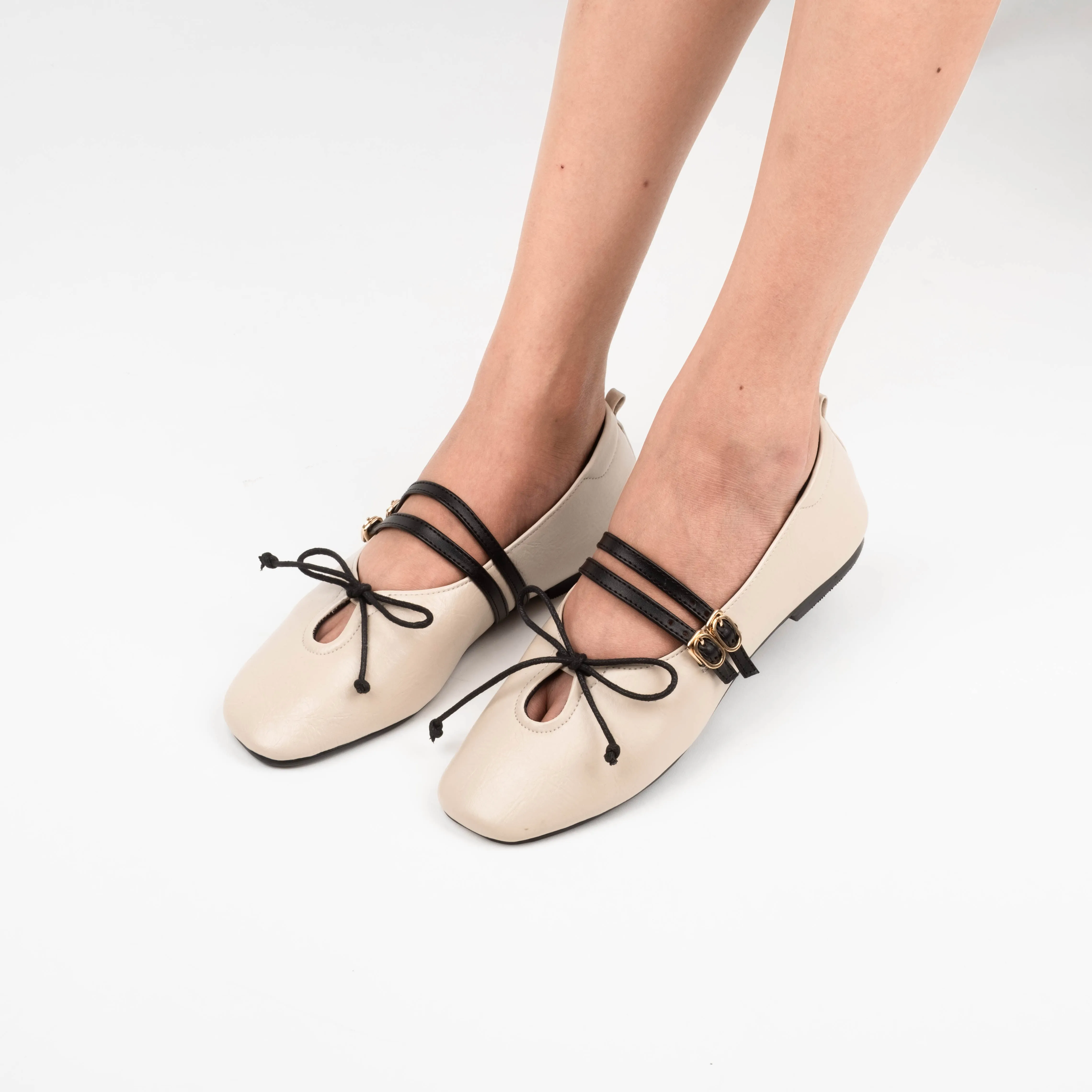 Camille Cream Flat Shoes - Urban Grace II