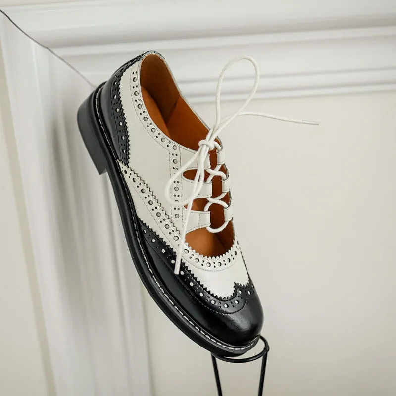 Retro Lace Up Leather Shoes Round Toe Brogue Oxford Shoes in Black/Brown/White