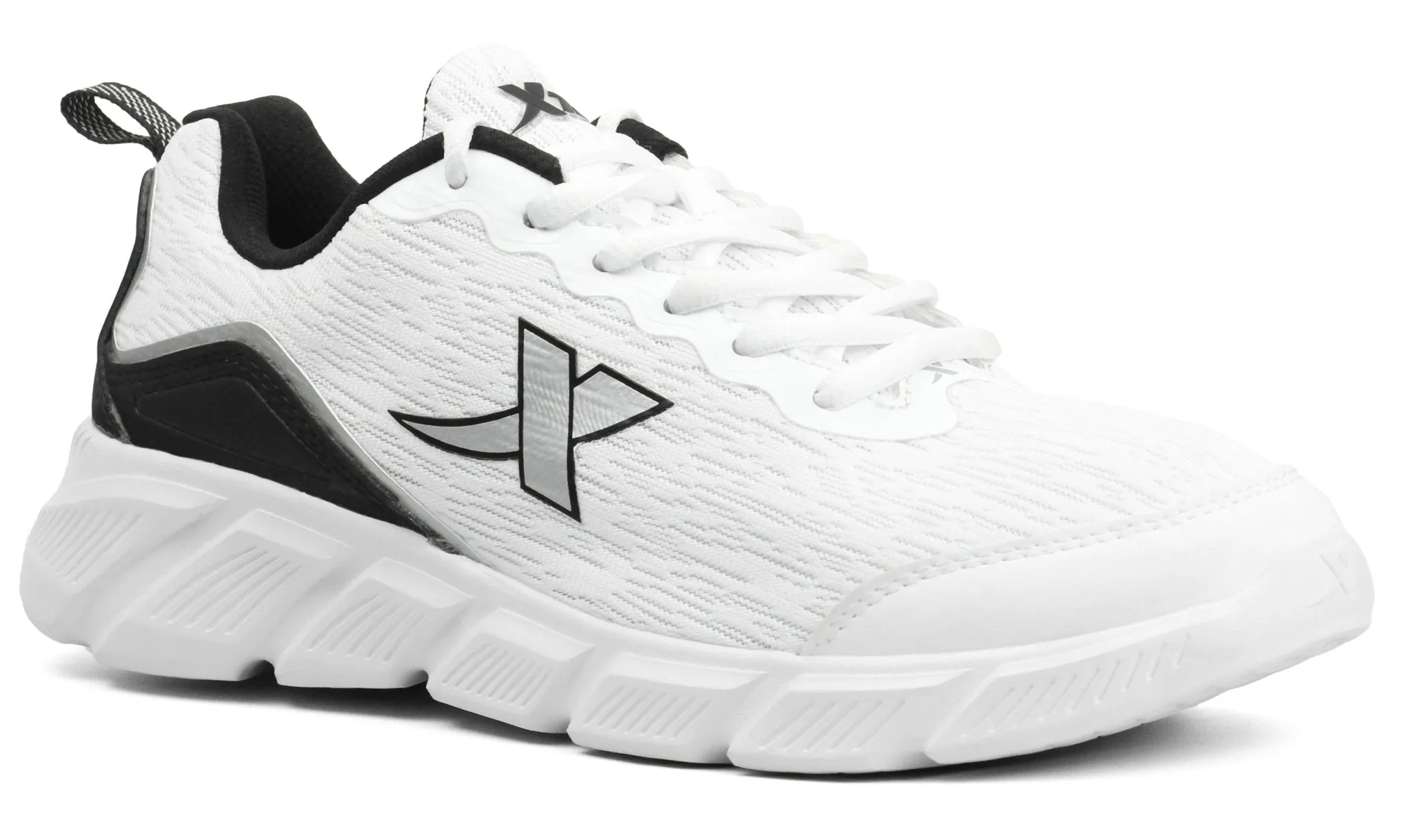 XTEP Co Sneakers Shoes